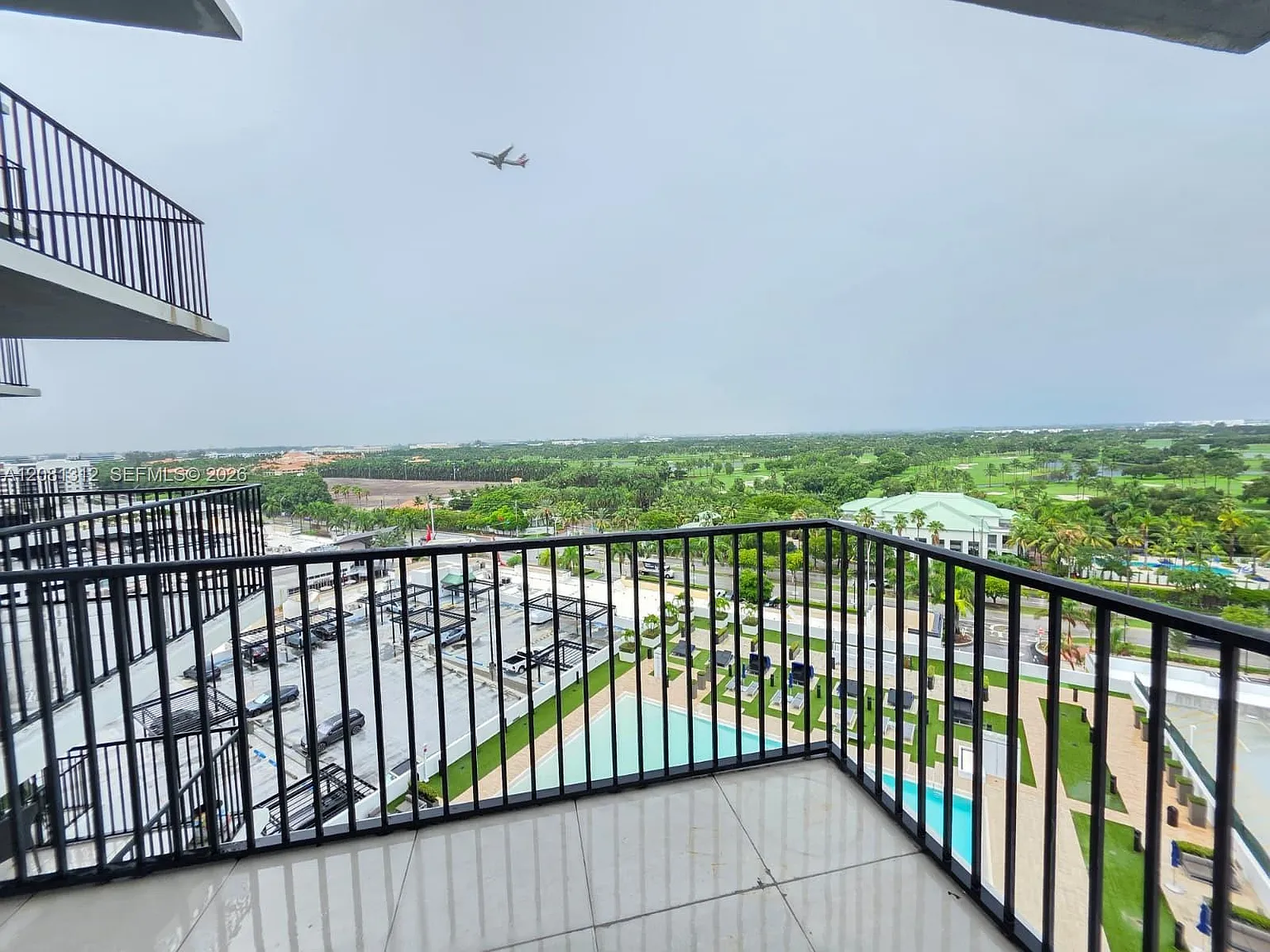 5353 Paseo Condo — Photo 1