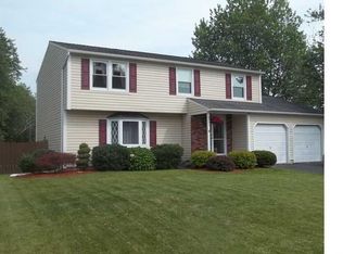 8391 Golden Larch Ln, Liverpool, NY 13090