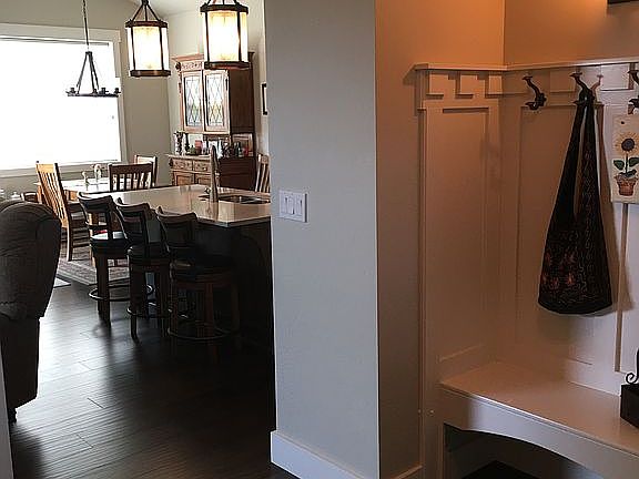 Coat and shoe nook