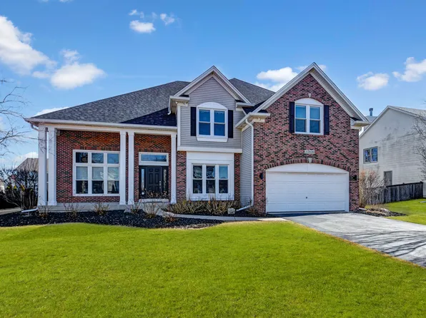 27030 Ashgate Xing, Plainfield, IL 60585