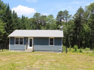 22 Buttonwoods Rd, Richmond, RI 02898