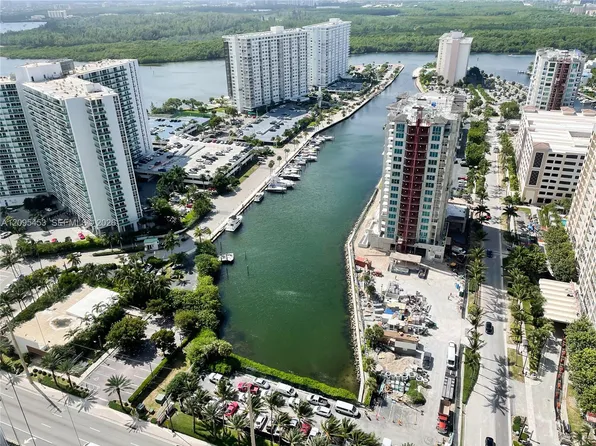 15901 Collins Ave, Sunny Isles Beach, FL