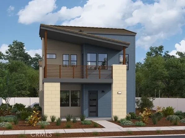 27410 Creekwood Ln, Valencia, CA 91381