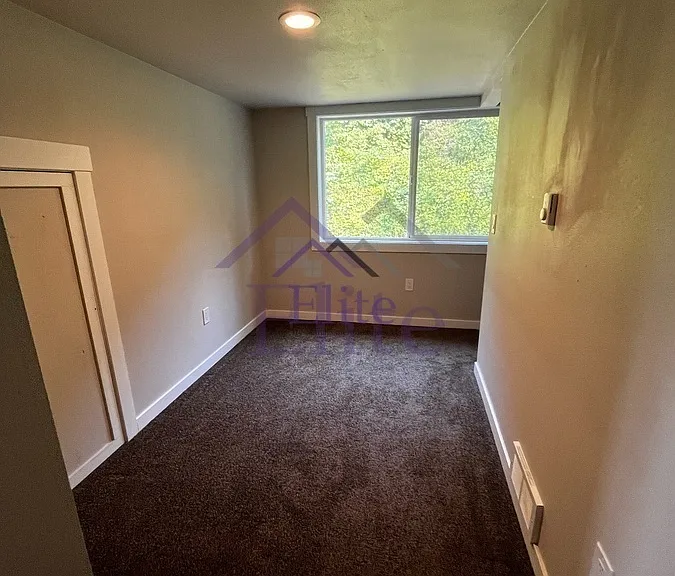 2111 E State Route 3 — Photo 14