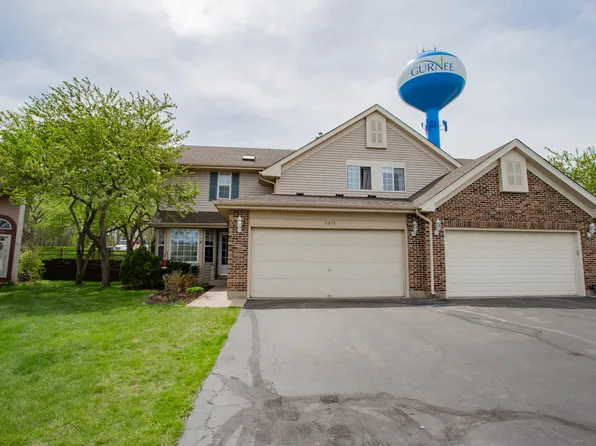 5815 Regency Ct, Gurnee, IL 60031