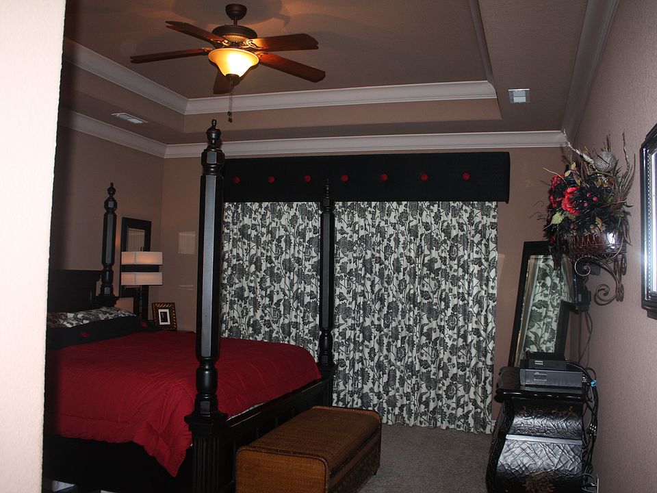 Master Bedroom/entry to deck