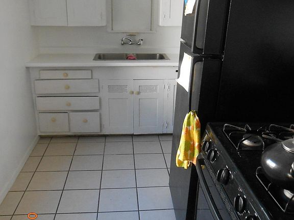 4th image of 4012 E Liberty Ave