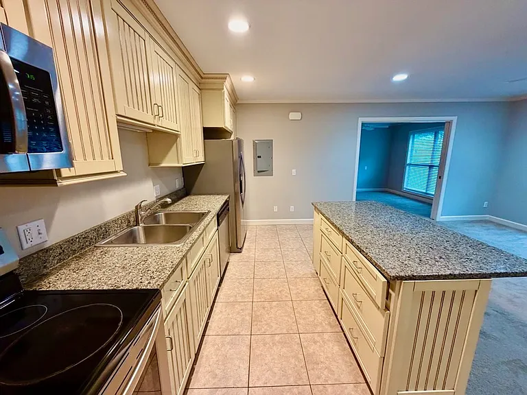 217 Cordillo Pkwy #C7 — Photo 3