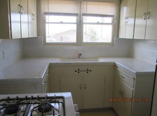 226 Garnet Way APT D, Upland, CA 91786