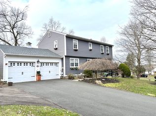 46 Joyce Ln, Manchester, CT 06040