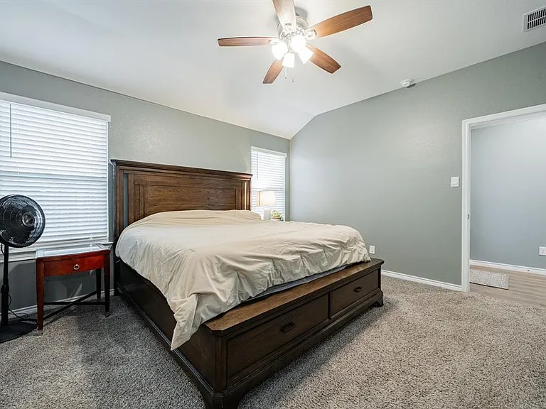 807 Sunrise Ln — Photo 19
