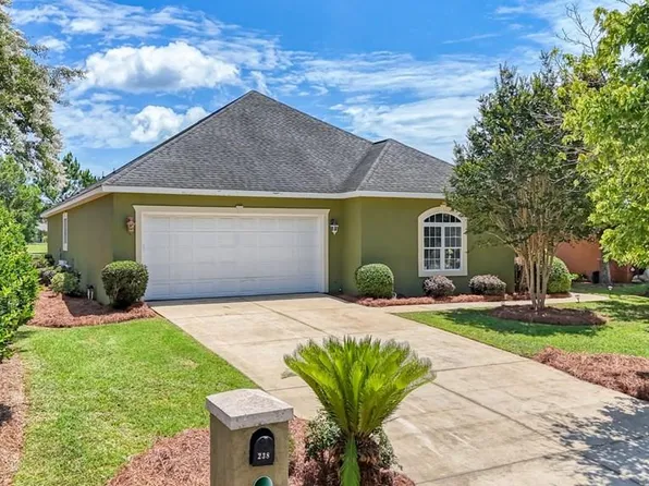 238 Stonegate Ln, Albany, GA 31721