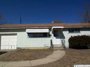 221 Ardmore Ave, South Toms River, NJ 08757