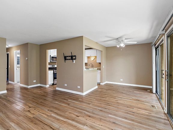 4th image of 29 Stanton Ct Unit C1