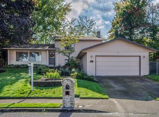 15922 NE Siskiyou St, Portland, OR 97230