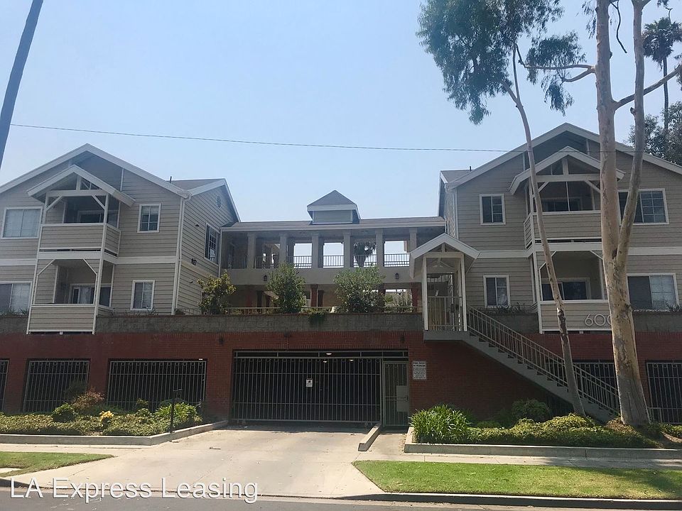 1st image of 600 E 97th St APT 200