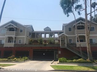 600 E 97th St APT 200, Inglewood, CA 90301