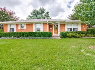 1218 Lexington Dr, Garland, TX 75041