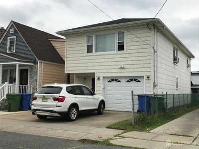 689 Mary St, Perth Amboy, NJ, 08861