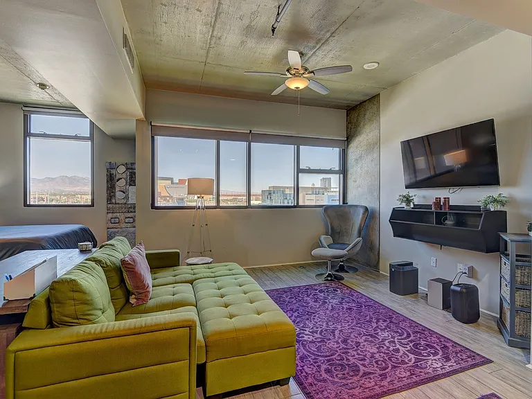 353 E Bonneville Ave #727 — Photo 5