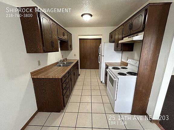 2nd image of 25 14th Ave NE #203