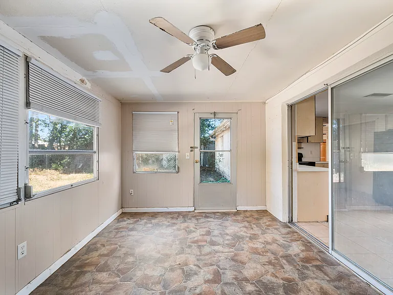 4719 Blossom Dr — Photo 19