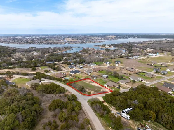 4003 Seminole Trl, Granbury, TX 76048