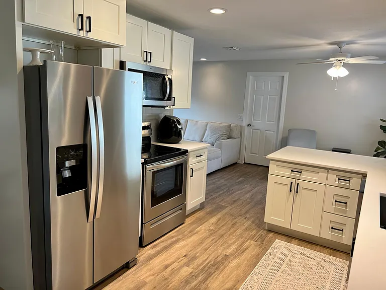 322 Sabinal St — Photo 3