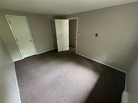5th image of 4505 NE Scenic Dr APT A