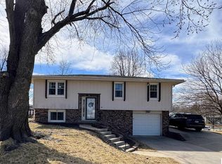 2206 N 142nd Cir, Omaha, NE 68164