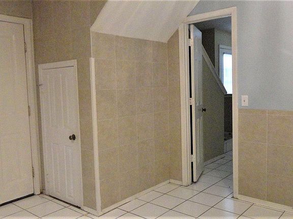 5th image of 9192 Stillbridge Ln