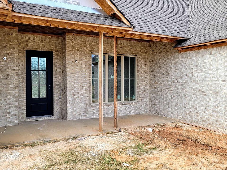 2nd image of 5 Longhorn Dr
