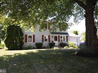 430 Grape St, Warminster, PA 18974