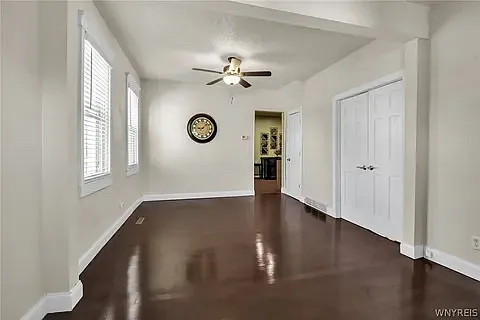 5302 Broadway St — Photo 5