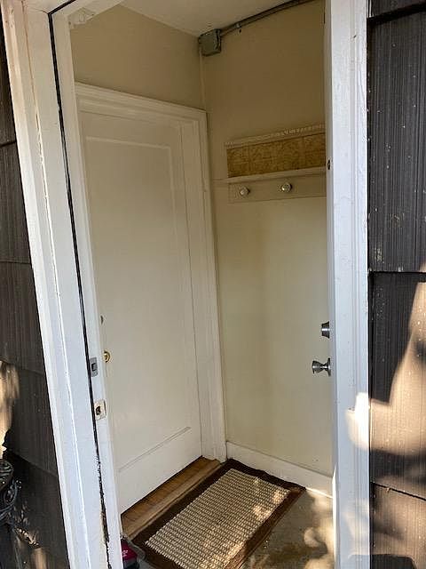 Entry way/Mud/Laundry Room