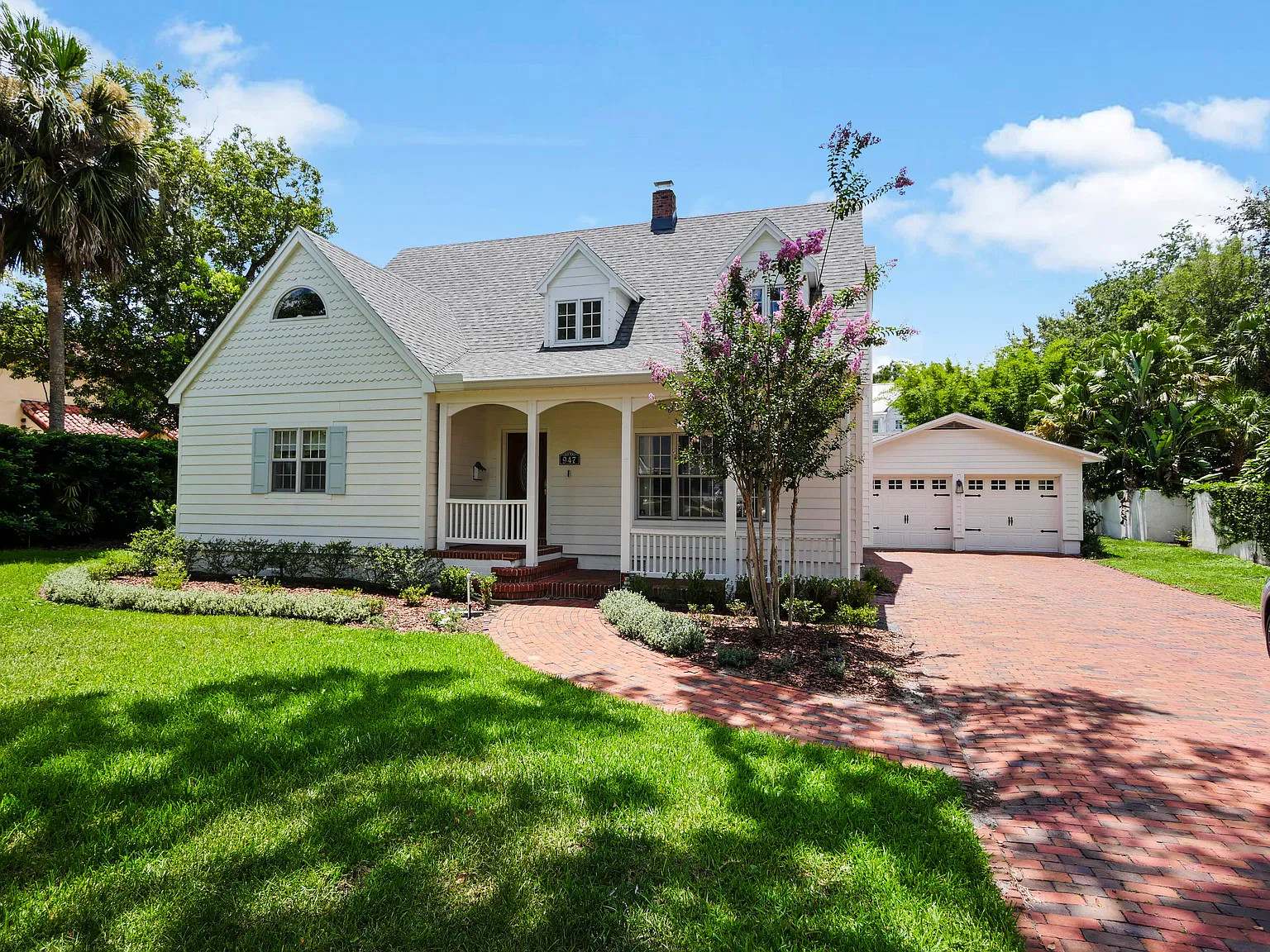 947 Old England Ave — Photo 1