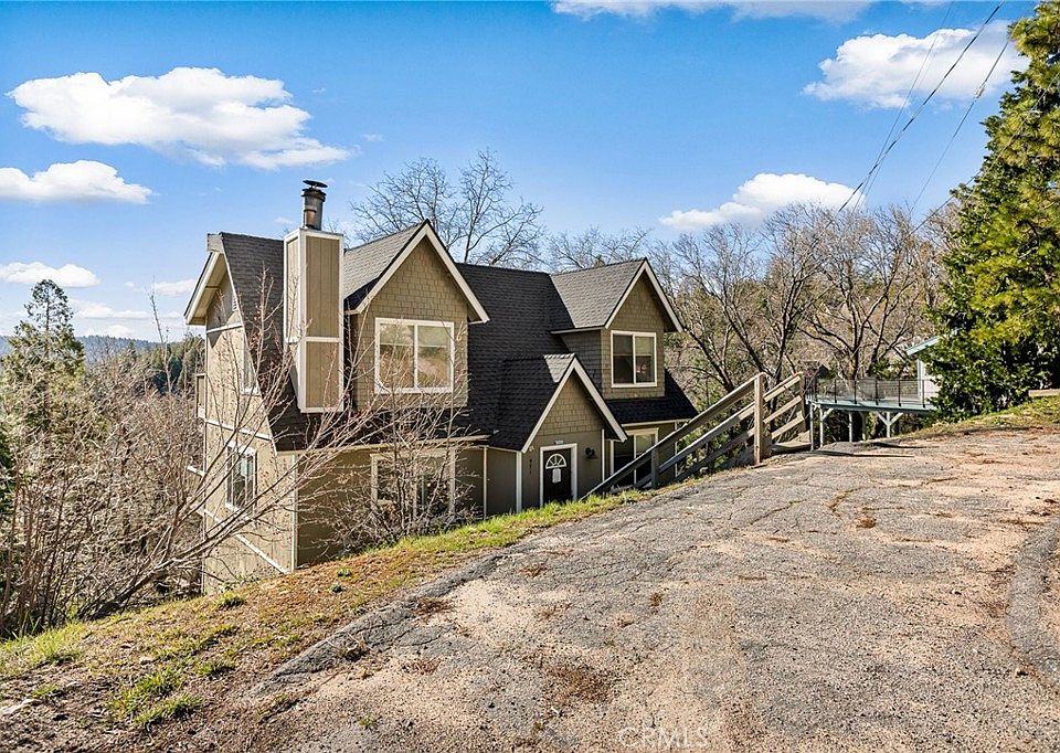 1st image of 971 Nadelhorn Dr