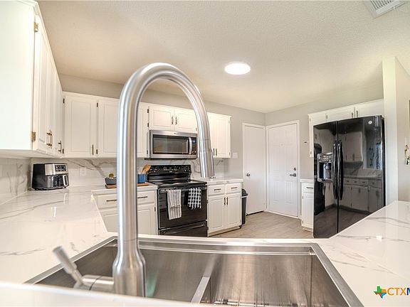 4th image of 3106 Tom Lockett Dr