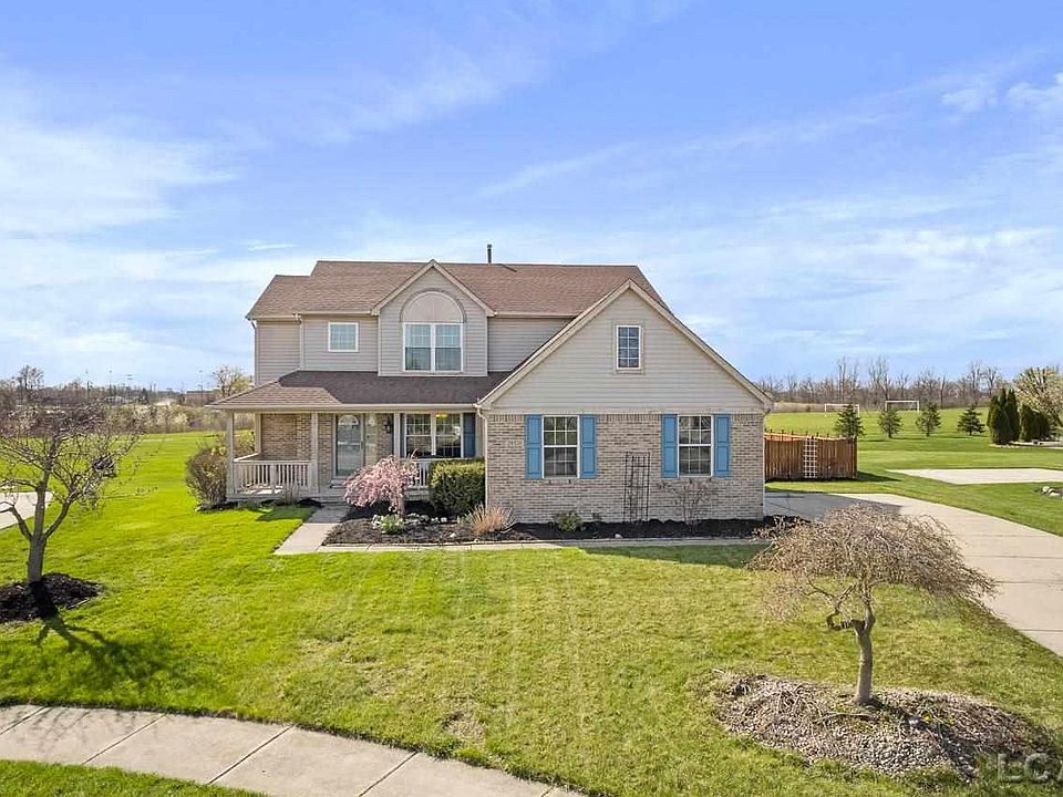 1st image of 28320 Hunter Ct