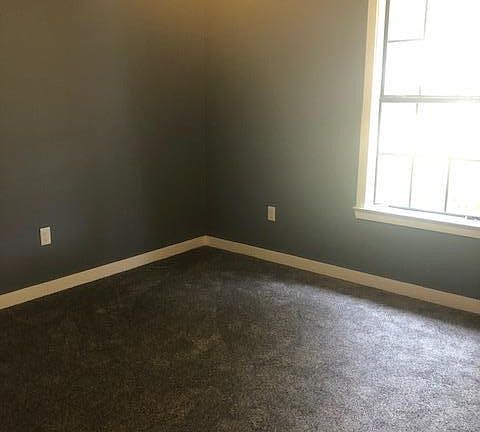 4th image of 7341 Black Oak Dr