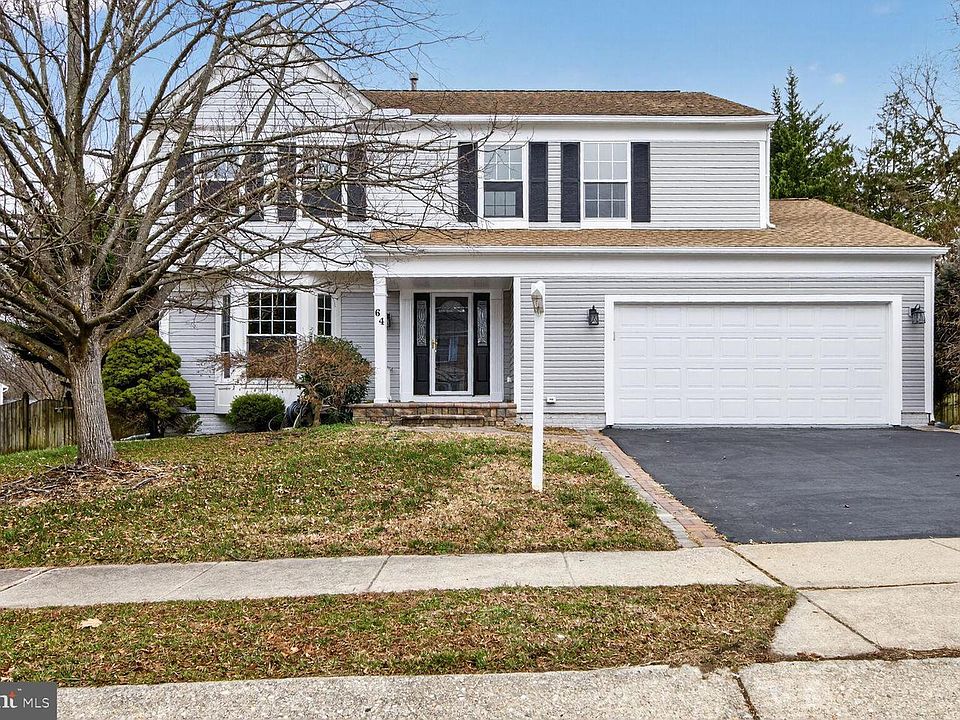 1st image of 64 Foxwell Bend Rd