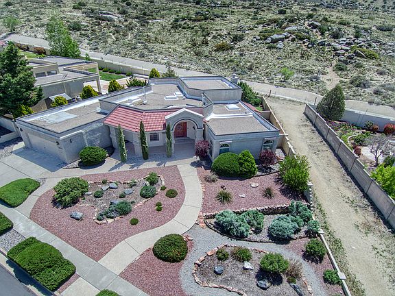 4th image of 1200 Sierra Larga Dr NE