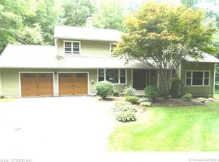 1 Lindsay Cir, North Granby, CT 06060