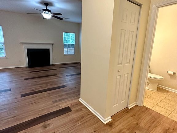 5th image of 9 Ridgeleigh Way