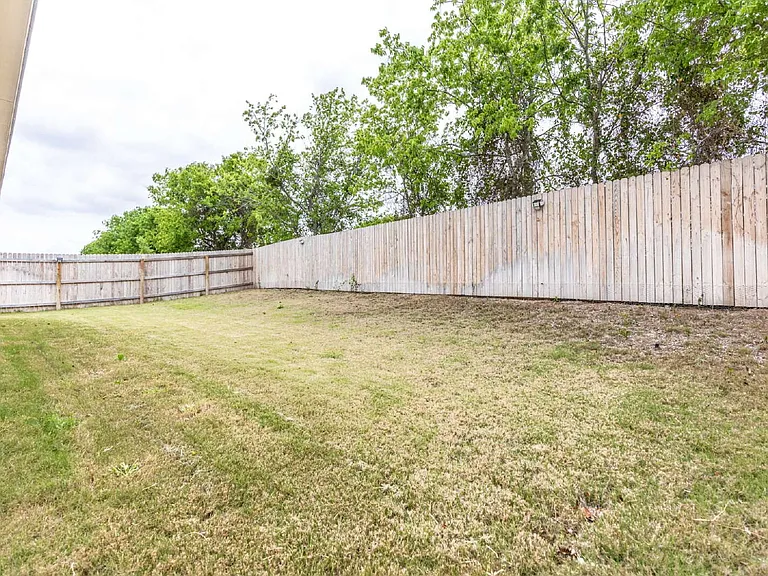 3572 Axis Hill St — Photo 28