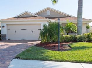 7207 34th St E, Sarasota, FL 34243