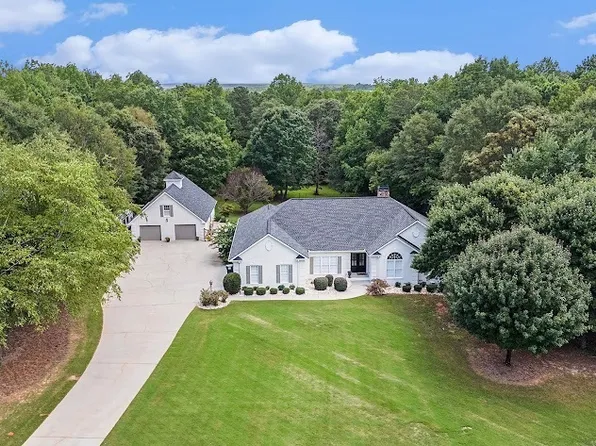 995 Oak Mountain Rd, Carrollton, GA 30116