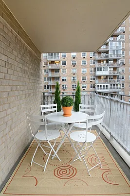 Sold by Corcoran | media 8