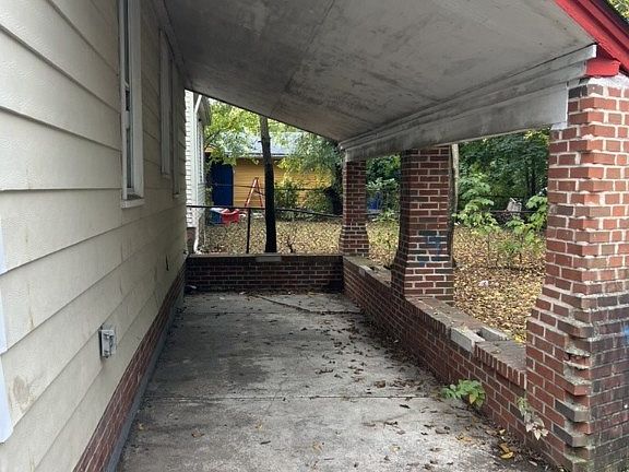 4th image of 4664 E 174th St