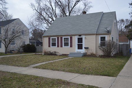 1st image of 865 S Ottillia St SE